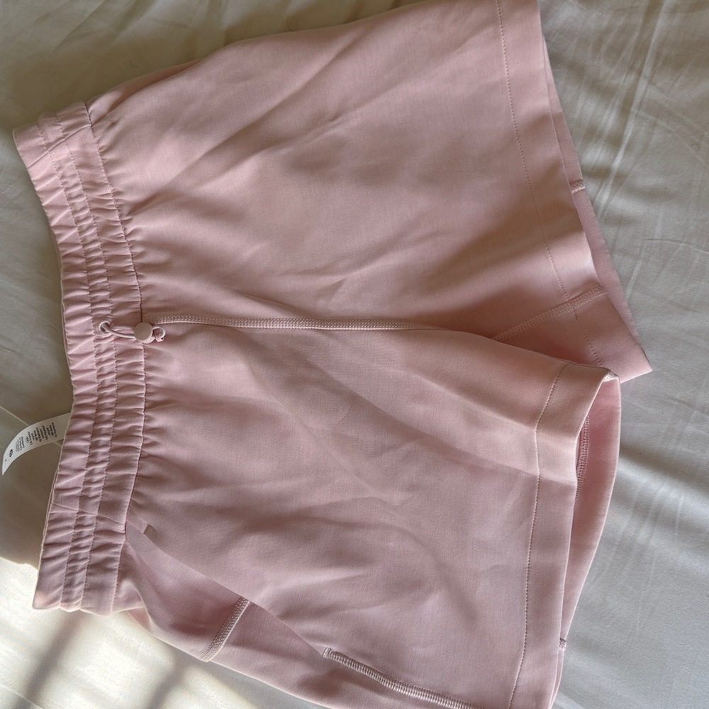 Lululemon soft stream shorts